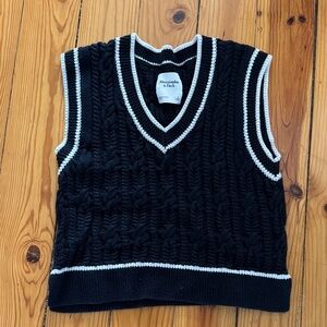 Abercrombie Sweater Vest